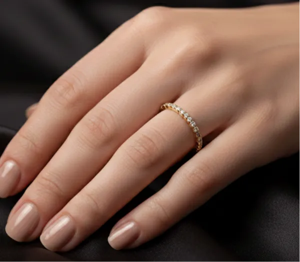Gold_Elegance_Pave_Band_Ring_For_Women